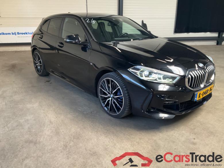 BMW 1-serie 118i Executive Ed. #2
