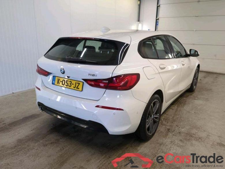 BMW 1-serie 118i Executive Ed. #2