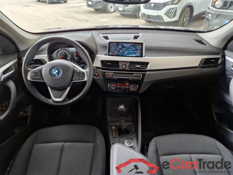 BMW 49 BMW X1 / 2019 / 5P / SUV XDRIVE 25E BUSINESS ADVANTAGE AUTOMATICO #3