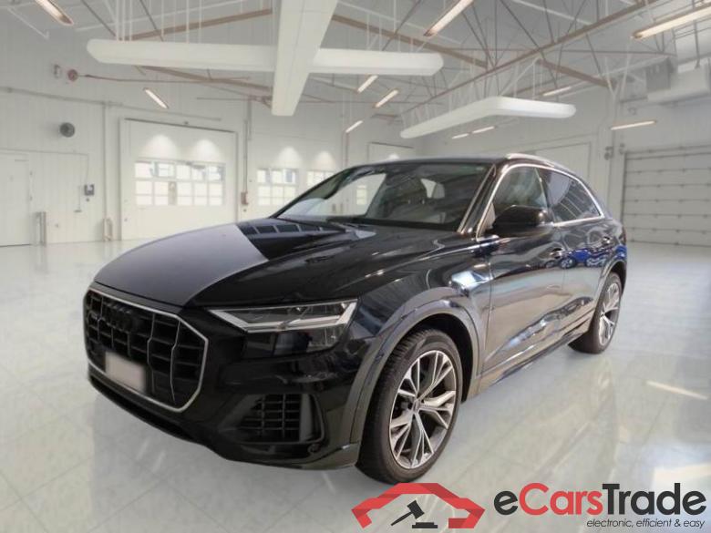 Audi 9 AUDI Q8 / 2018 / 5P / SUV 55 TFSI E 280KW QUATTRO TIPTRONIC #1