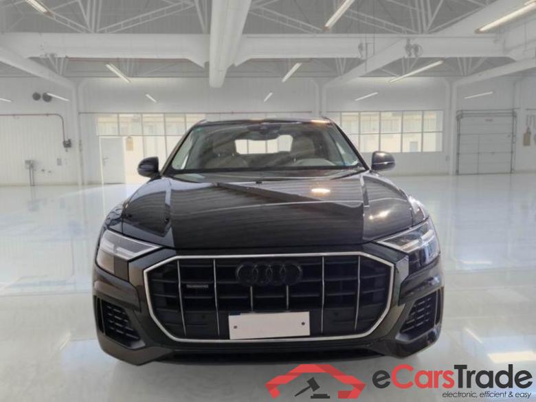 Audi 9 AUDI Q8 / 2018 / 5P / SUV 55 TFSI E 280KW QUATTRO TIPTRONIC #6