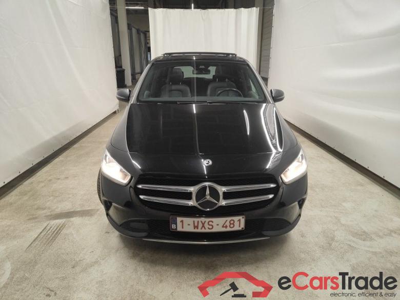 Mercedes-Benz B-Klasse B 180 d Business Solution Aut. 5d #1