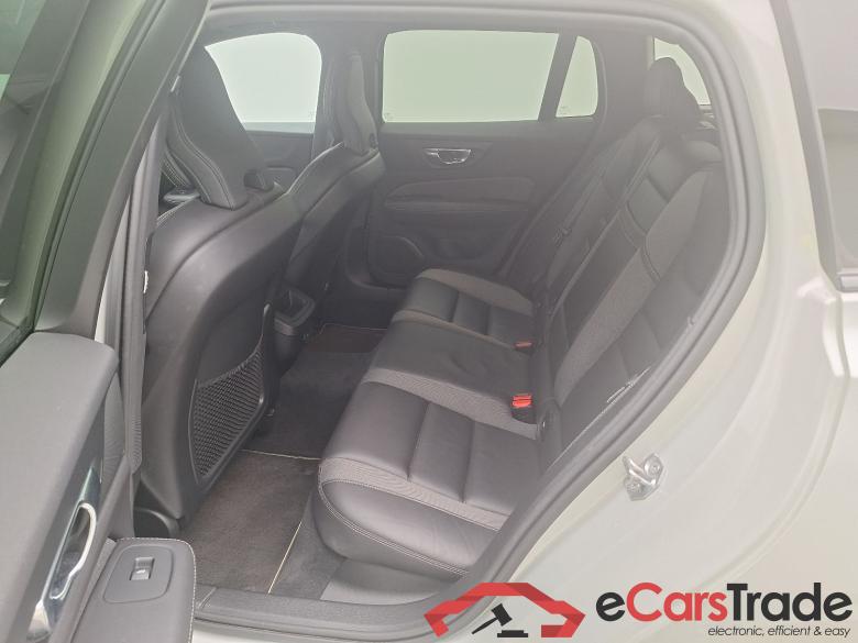 Volvo, V60 '18, Volvo V60 D3 Geartronic R-Design 5d #6
