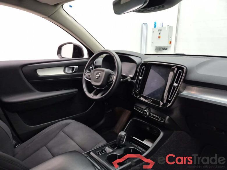 VOLVO XC40 1.5 T2 Momentum Pro AUT #3