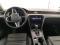preview Volkswagen Passat #4