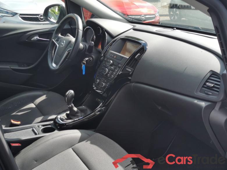 Opel Exklusiv Astra J Sports Tourer #3