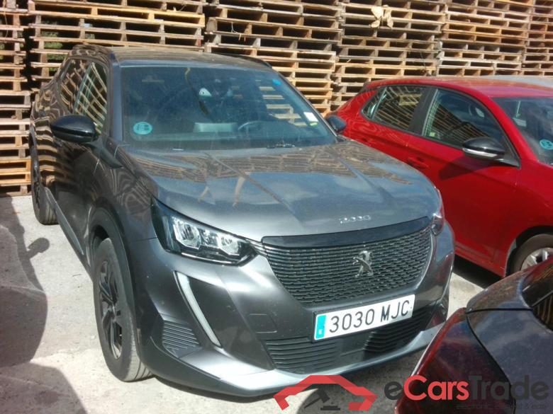 PEUGEOT 2008 Allure Pack 130 S&S EAT8 PureTech #1