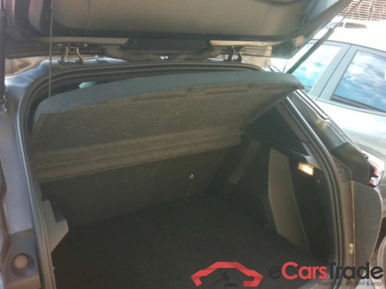 PEUGEOT 2008 Allure Pack 130 S&S EAT8 PureTech #6