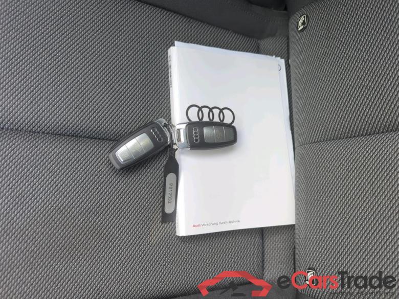 AUDI Q4 e-tron 150 kW #6