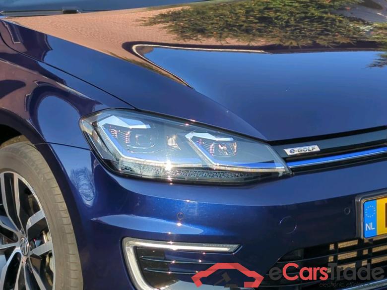 VOLKSWAGEN e-Golf  #4