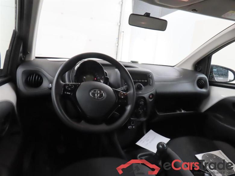 TOYOTA Aygo 1.0 VVT-i x-fun #3