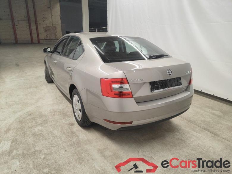Skoda Octavia 1.0 TSI GreenTec 85kW Active 5d #3