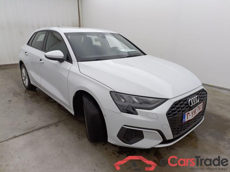 Audi A3 Sportback 2.0 30 TDi 85kW 5d #2