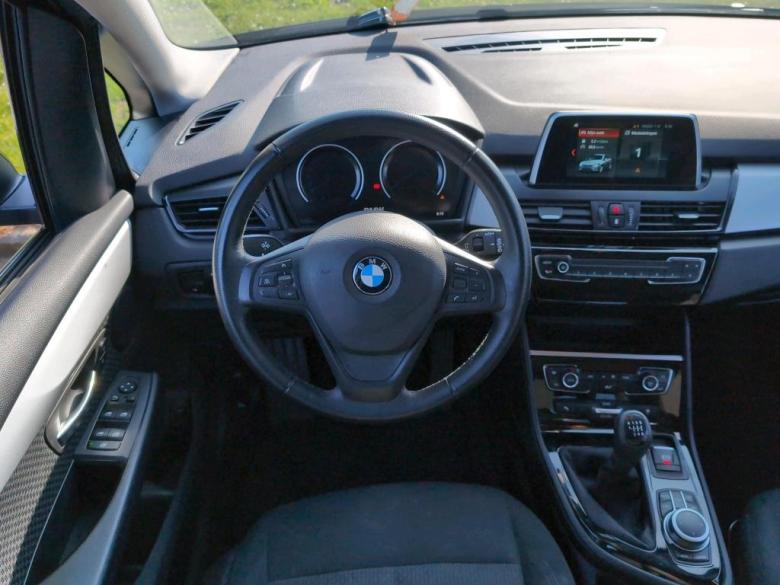 BMW 216d Active Tourer Advantage Pano Navi KeylessGo Klima PDC ... #3