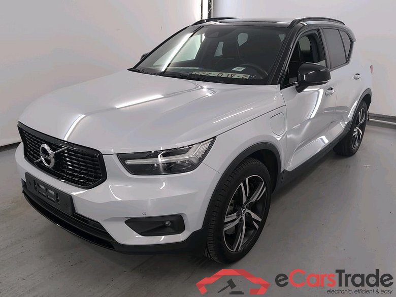 VOLVO XC40 1.5 T4 RECHARGE GEARTRONIC R-DESIGN Tech & Park Assist  Winter
