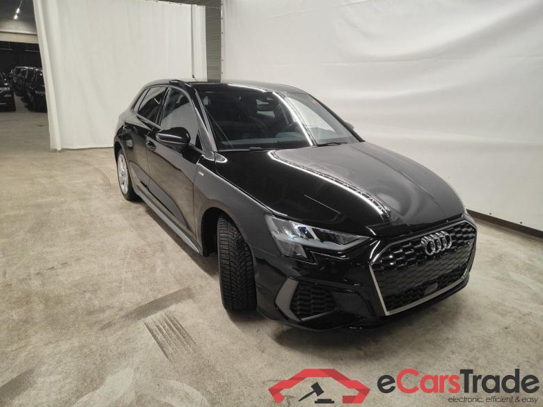 Audi A3 Sportback 1.4 40 TFSI e S Line 5d #2