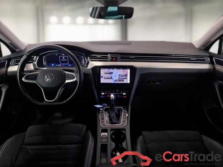 Volkswagen 1 VOLKSWAGEN PASSAT / 2019 / 5P / STATION WAGON VAR.2.0TDI SCR 140KW EXEC.BMT DSG #3