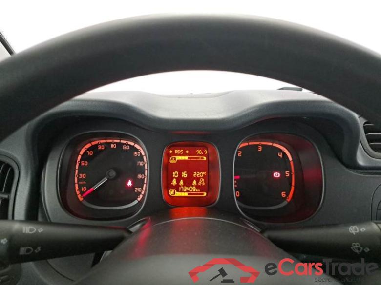 Fiat 9 FIAT PANDA / 2011 / 5P / BERLINA 1.3 MJT 95CV SeS E6 4X4 #2