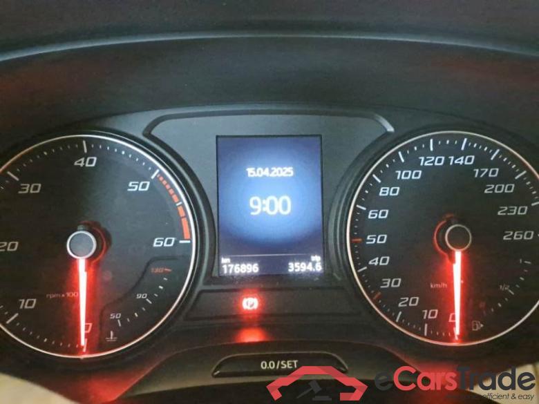 Seat 8 SEAT ATECA / 2016 / 5P / SUV 1.6 TDI BUSINESS #4