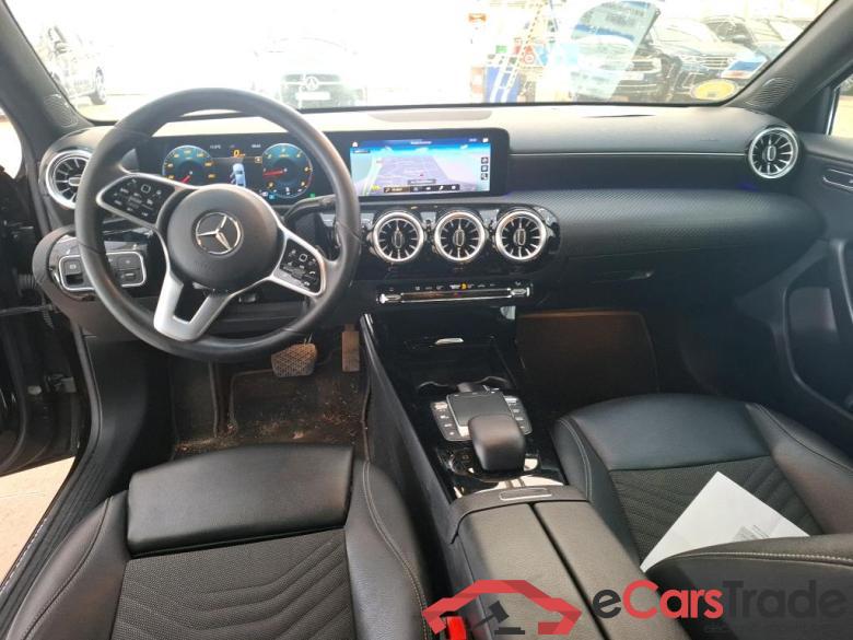 Mercedes A 200 d Business Line 8G-DCT MERCEDES-BENZ Classe A Berline / 2018 / 4P / Berline A 200 d Business Line 8G-DCT #5