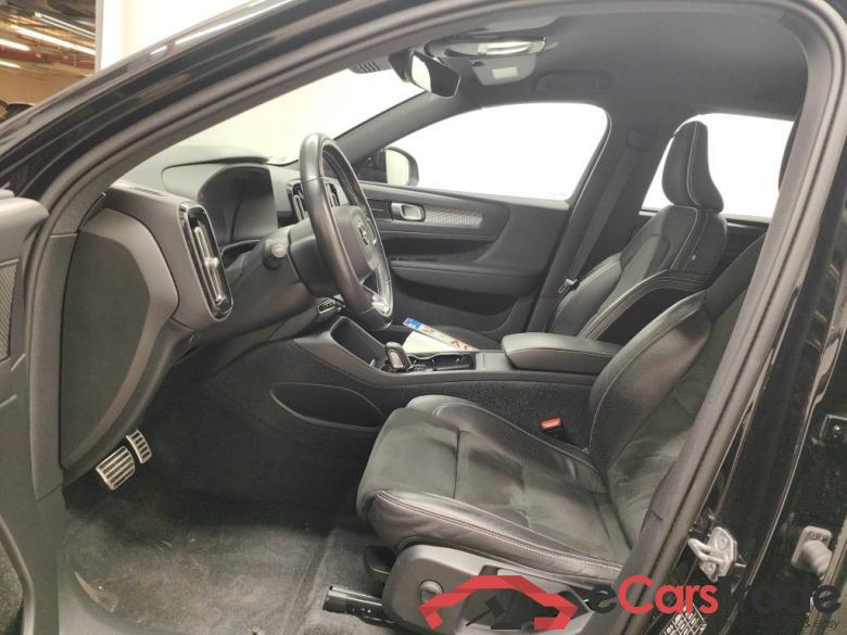 Volvo XC40 P8 4x4 Recharge R-Design 5d #6