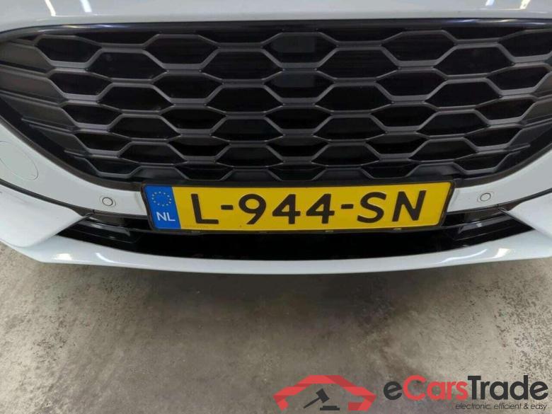 FORD KUGA 2.5 PHEV ST-Line X #4