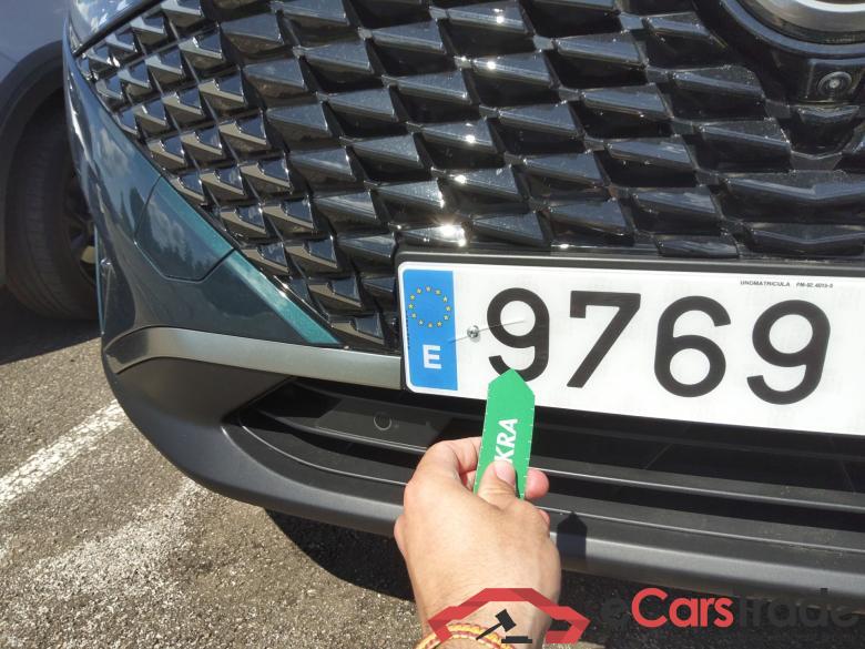 NISSAN Qashqai 1.3 MHEV 116kW 158cv 12v CVT 4x2  DIG-T E6E N-Connect #6