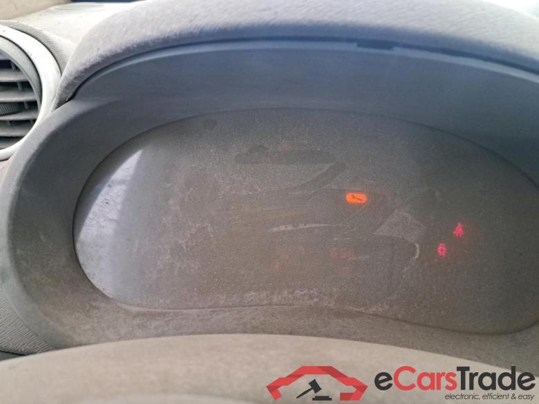 Renault Cab Appro Confort dCi 90 Kangoo Express VU 4p Fourgonnette Cab Appro Confort dCi 90 / POUSSIERE DE FER / NETTOYAGE OU PEINTURE COMPLETE #6