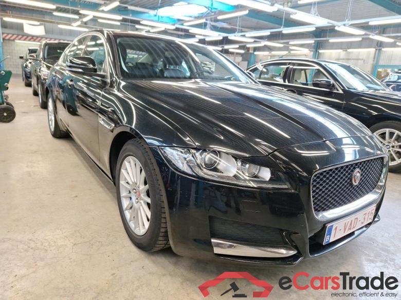 JAGUAR XF DIESEL - 2015 2.0 D E-Performance Prestige STOCK #2