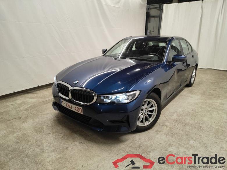 BMW 3 Reeks Berline 318dA (100 kW) 4d #3