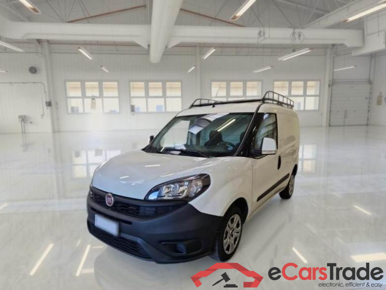 Fiat 28 FIAT DOBLÒ CARGO / 2014 / 4P / VETT. FURGONATA 1.6 MULTIJET 16V 105CV SX EURO 6