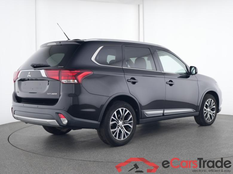 Mitsubishi Outlander (Inzahlungnahme MwSt. nicht ausweisbar) DE - SUV5 2.2 DI-D EU6, Top 4WD (Euro 6), (Facelift) 2015 - 2018 #5