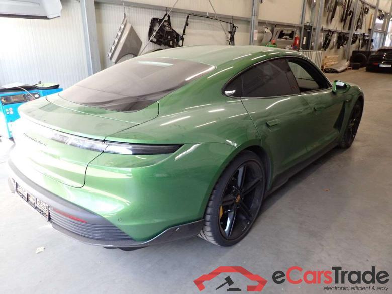 Porsche Turbo S Taycan #4
