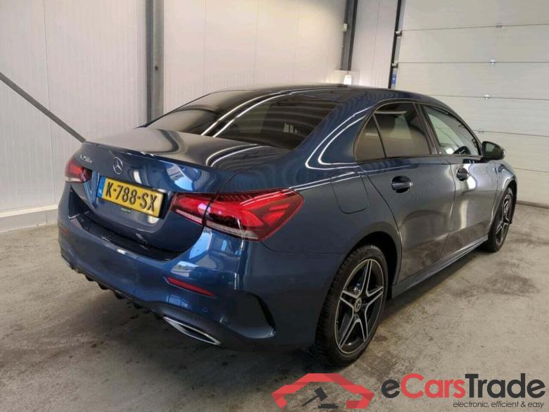 MERCEDES-BENZ A-klasse 250 e Bns Sol. AMG #2