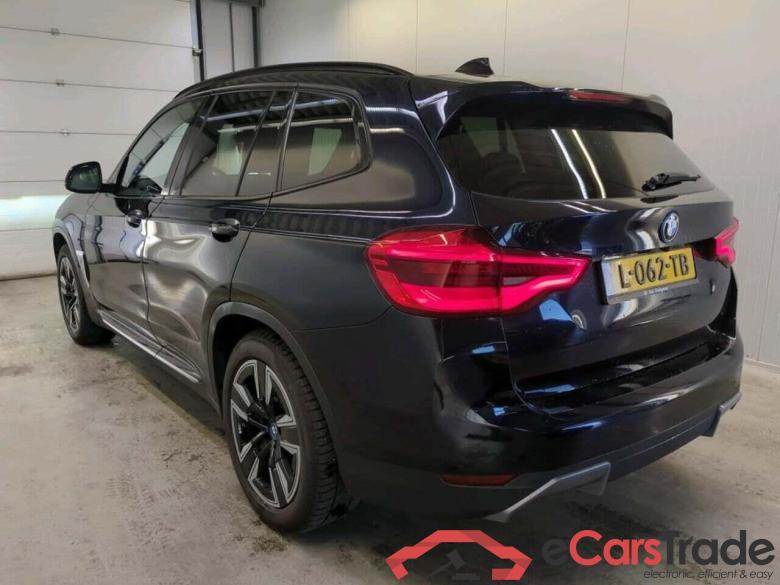 BMW iX3 Executive #6