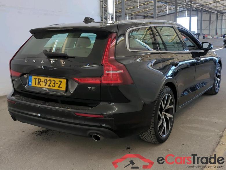 VOLVO V60 2.0 T5 Momentum #3