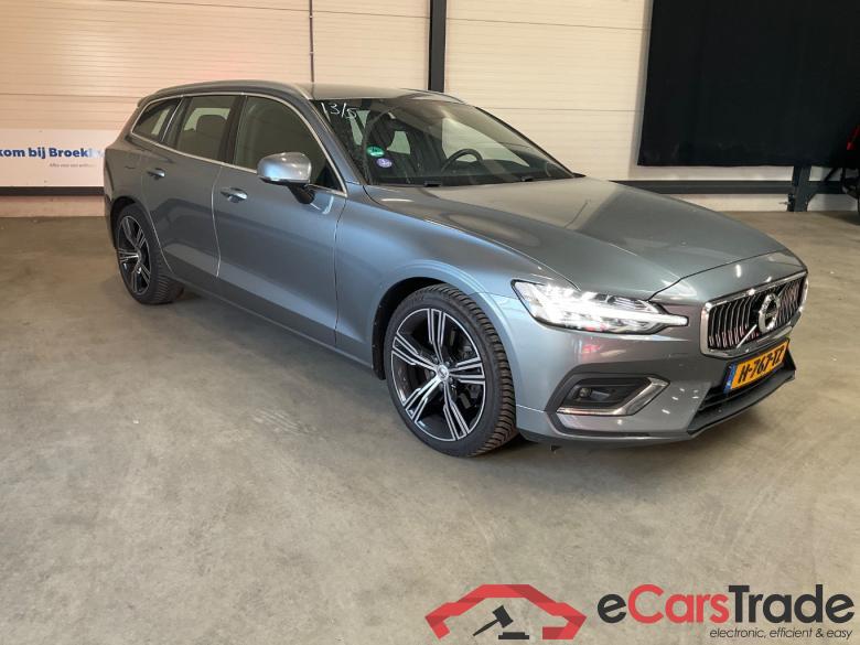 VOLVO V60 2.0 T4 R-Design #2