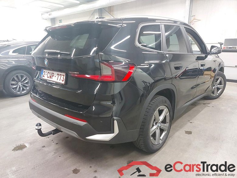 BMW - BMW X1 sDrive18dA 136PK Towing Hook #2