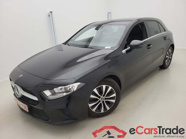 MERCEDES-BENZ A-KLASSE 1.5 180 D STYLE 7G-DCT #1