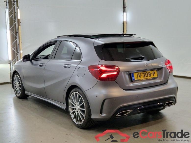 MERCEDES-BENZ A-KLASSE 220 d Motorsport Edition #3