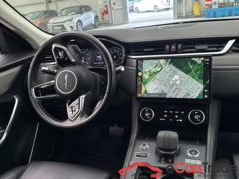Jaguar F-Pace 2.0i P400e Plug-in Hybrid 400Hp Facelift AWD Aut. LED-Xenon Virtual Navi-Pro Leather KeylessGo Camera Klima PDC ... #5