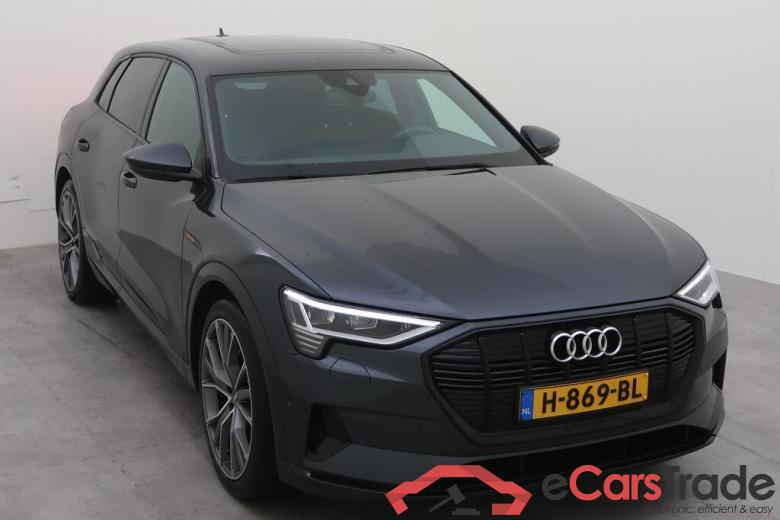 AUDI e-tron  #5