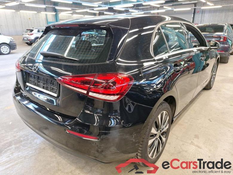 MERCEDES-BENZ CLASS A (W177) A 250 e PHEV #4