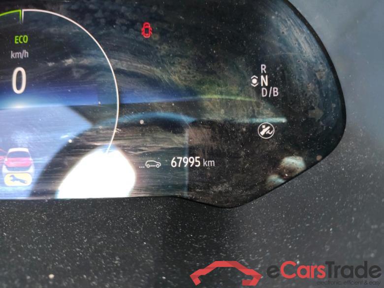 Renault Intens 100 kW R135 Batería 50kWh RENAULT ZOE / 2019 / 5P / berlina con portón Intens 100 kW R135 Batería 50kWh #5