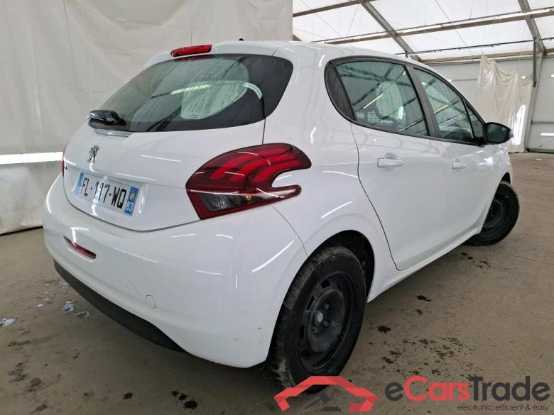 Peugeot BlueHDi 100 S&S PREMIUM 208 Affaire Premium 1.5 HDi 100CV BVM5 E6dT #3
