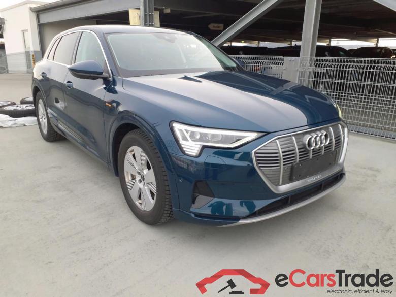 Audi 55 quattro advanced E-tron #1