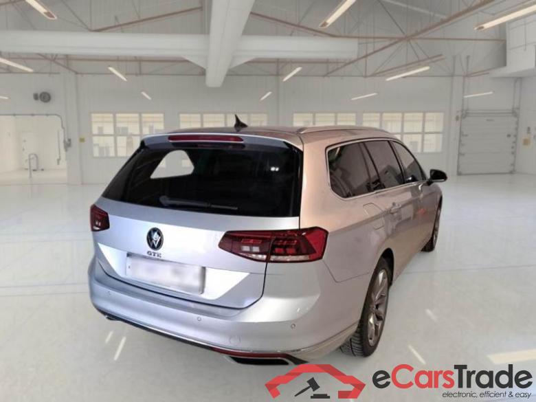 Volkswagen 14 VOLKSWAGEN PASSAT / 2019 / 5P / STATION WAGON VAR. 1.4 PLUG IN HYBRID GTE DSG #2