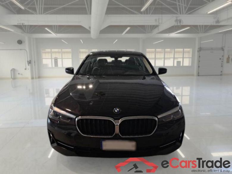 BMW 29 BMW SERIE 5 / 2020 / 4P / BERLINA 530E XDRIVE BUSINESS AUTO #6