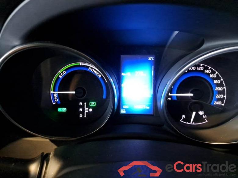 Toyota 13 TOYOTA AURIS 2015 WAGON TOURING SPORTS HYBRID BUSINESS #4