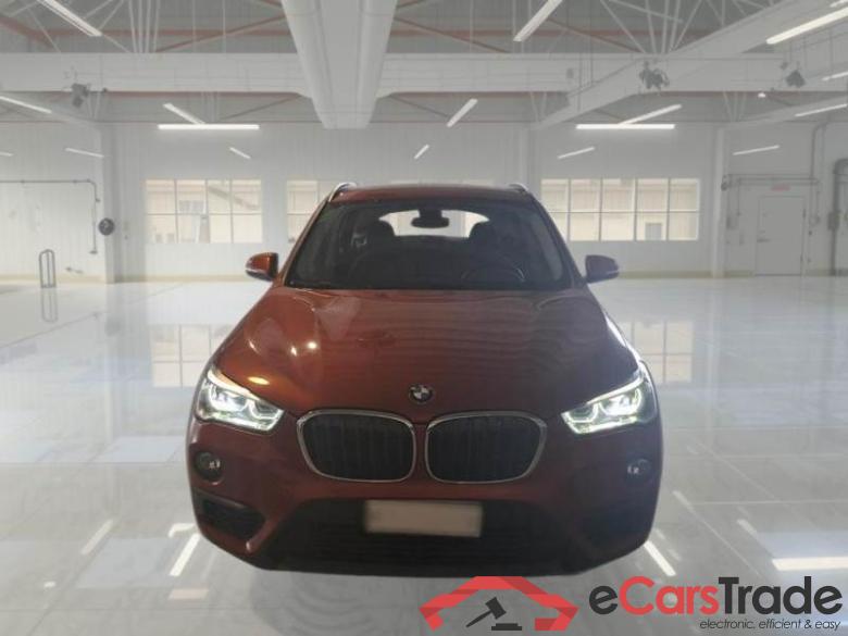 BMW 42 BMW X1 / 2015 / 5P / SUV SDRIVE 18D BUSINESS #6